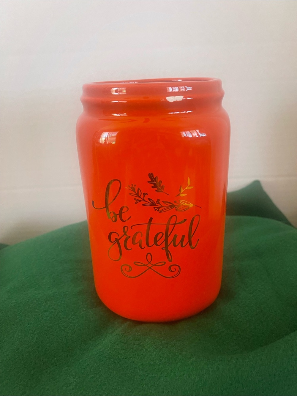 VTG NWOT Ceramic Vase Burnt Orange Farmhouse Cylinder "Be Grateful" Gold Script